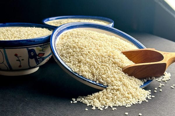 برنج نیم دانه هاشمی خوش خوراک و معطر مناسب انواع پلو سنتی